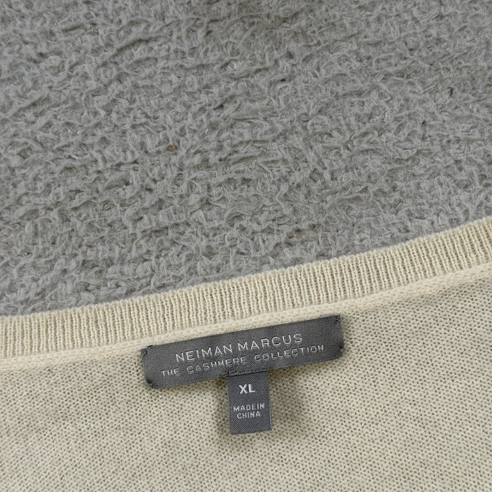 Neiman Marcus Sweater Mens XL Beige Striped 100% Cashmere Crewneck Pullover - Picture 2 of 8